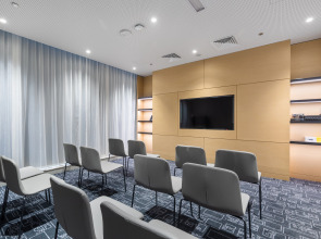 Studio M Arabian Plaza Hotel & Hotel Apartments