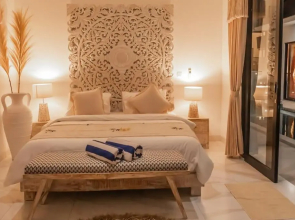 Villa Hakem Elegant and modern 4 bedrooms villa pool view