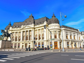 Bucharest Apartment - Two Bedrooms - 6 Guests - Cismigiu Gardens