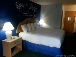 Relax Inn-lake Of The Ozarks
