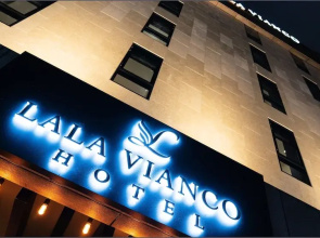 Lala Vianco Hotel
