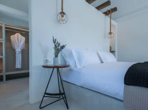 Azar Villas Santorini Deluxe Suite With Private Pool and Sea View