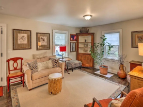 Bridgeport Vacation Rental - Walk to Beach!