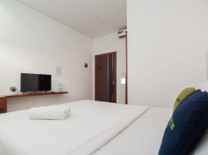 Urbanview Hotel Amarilis Sentul Bogor by RedDoorz