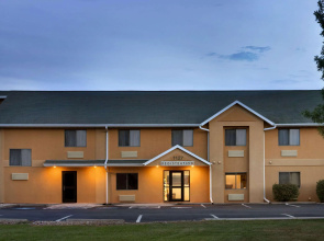Travelodge by Wyndham Marysville