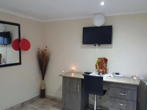 Carnival View Guest Lodge and spa