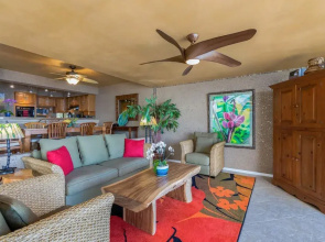 Puu Poa 309 2 Bedroom Condo by Redawning