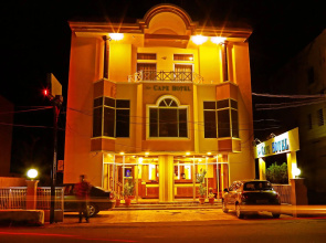 New Cape Hotel