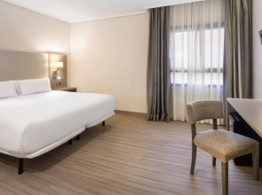 Maxwell Reserve Singapore, Autograph Collection