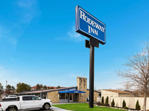 Rodeway Inn Metro Airport
