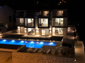 Stone House Aparts 1 plus 1 mit Poolterrasse No 3 in Kalkan