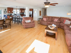 A World Away - 6 Br Home