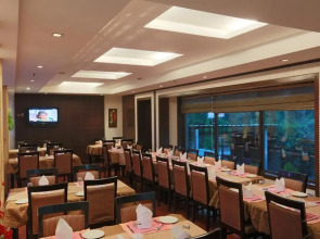 Hotel Airport Residency