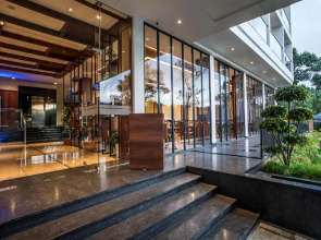 Wild Avenue Resort & Spa