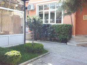 Primavera 2 Hotel