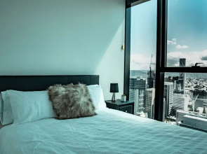 Fabulous Apartment In Heart of Brisbane