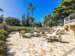 Pali Ke Kua 117 by RedAwning