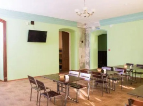 Hostel Kuptsa Osipova