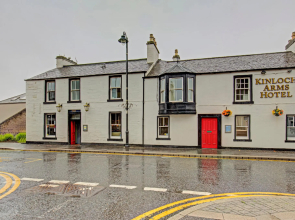 Kinloch Arms Hotel