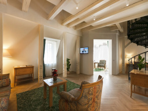 Grandhotel AMBASSADOR National House