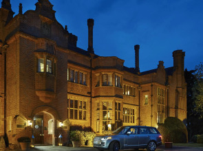 Hanbury Manor Marriott Hotel & Country Club