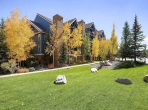 River Mountain Lodge #w213