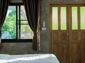 Baansuan Tisa Resort