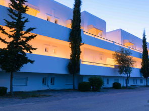 Junior Hotel