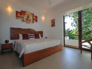 Exclusive Family 2-story Penthouse w Marvelous Rooftop Lovely Hot Tub, Akumal