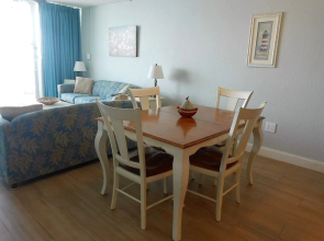 1005 Waters Edge Resort 1 Bedroom Condo