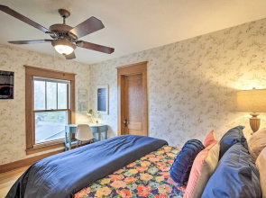 Historic Cumberland Home on Beaver Dam Lake!