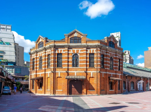 Easy Stay Ximen Guest House