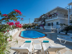 Rouladina Apt 6 in Stalos