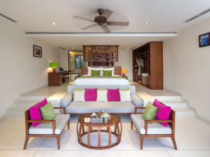 Cam Ranh Riviera Beach Resort & Spa