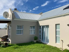 Sunnyside holiday home in WItsand
