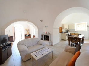 Holiday home with pool in Cisternino