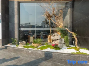 Pinman Hotel (Changsha Xiangjiang Fortune Financial Center Guanshaling Metro Station)