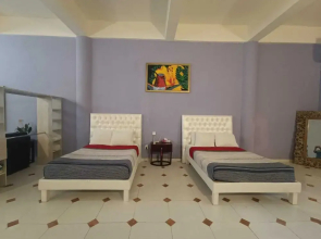 Cozy studio across from the Ocean E12