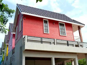 Toffee House Resort