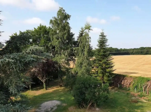 Property With 4 Bedrooms in Morsains, With Enclosed Garden