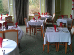 OYO Kirkconnel Hall Hotel