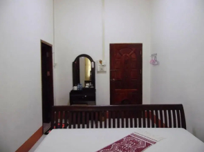 Sengalee Hotel