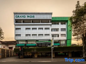 Grand Padis Hotel