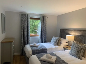 Lord Galloway 37 With Hot Tub, Newton Stewart