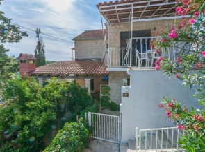 Mari - Great Location 30m From the sea - A1 Donji