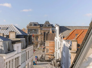 Bright Apartment Overlooking the 3 Towers of Ghent