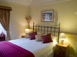 Polraen Country House