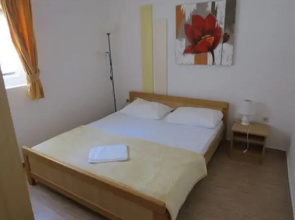 Apartments Diana & Josip