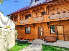 Котедж Біля лісу
