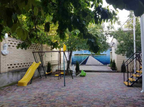 Udacha Guest House